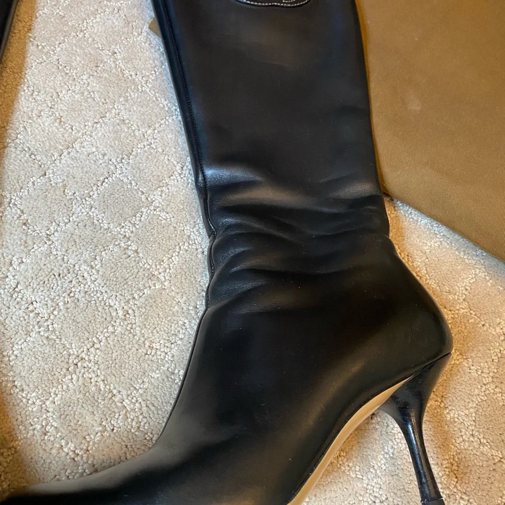 Gucci Logo Boots - Picture 6 of 10
